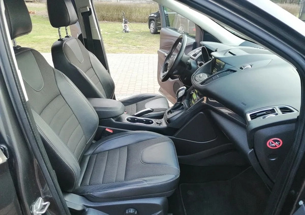Ford Kuga cena 67900 przebieg: 145000, rok produkcji 2016 z Świebodzice małe 326
